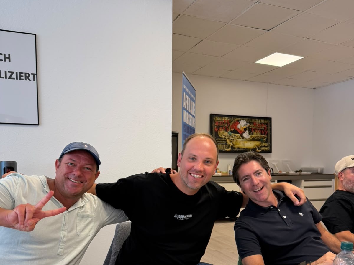 Drei Teilnehmer des Inner Circle im Office